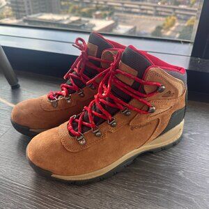 Columbia Women’s Newton Ridge™ Plus Waterproof Amped Hiking Boot - Size 10